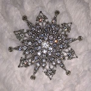 ‘C’est la Vie’ Fifth Avenue Brooch